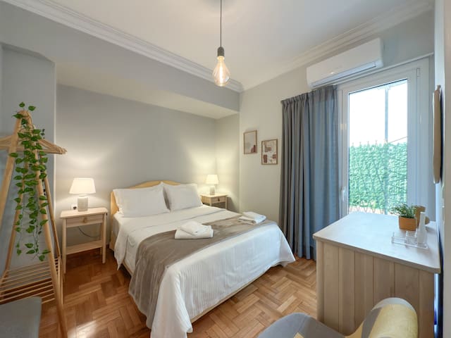 Acropolis view 4 bedroom flat