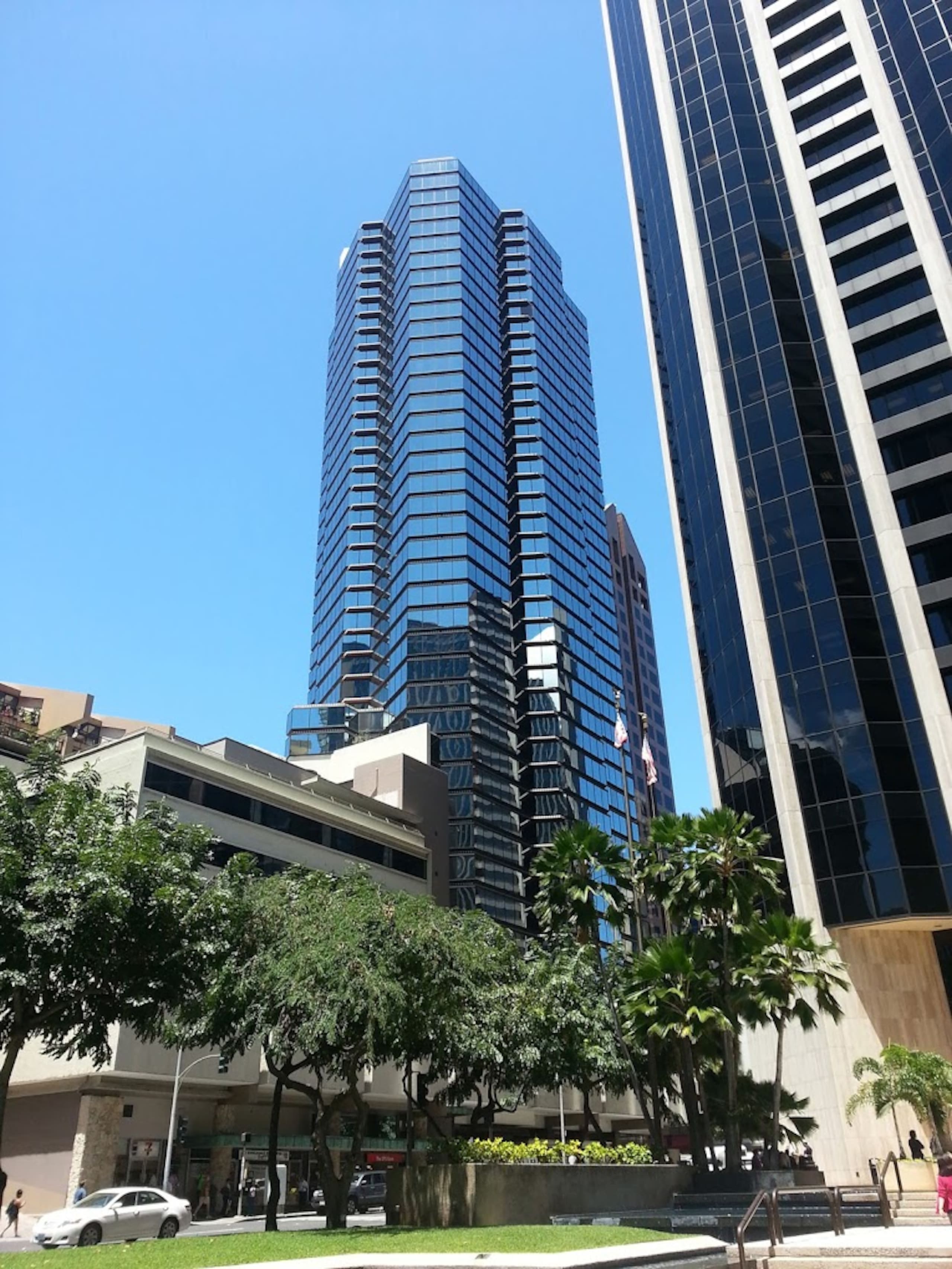 Downtown Honolulu 1 Bedroom Suite Executive Centre - Image 15