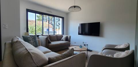 Popular Airbnb listing: New house 500 m from the beach in La Plaine Sur Mer