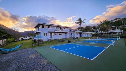 Pickleball Paradise: Quiet 2BD/1BA & Private Court