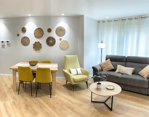 Airbnb con mejor rendimiento: Azabache Apartment. With parking option en Universidad
