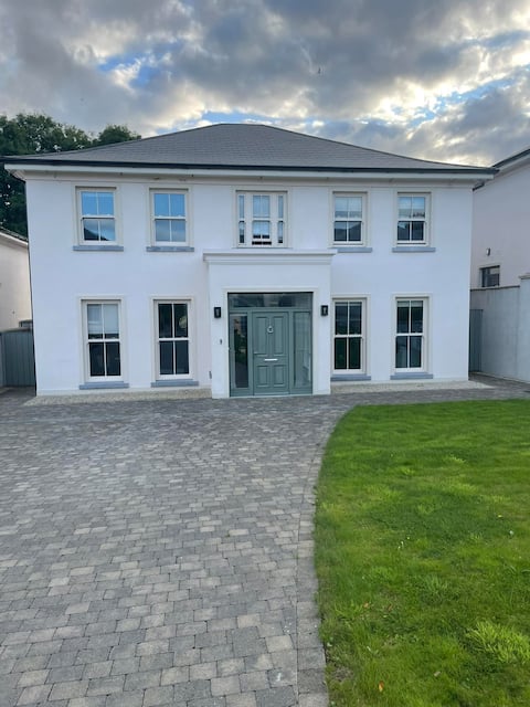 Luxury Home In Castletroy, Limerick