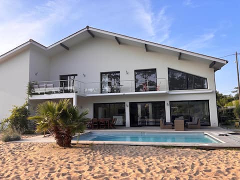 Ocean Villas: friendliness, rest, beach 300m away