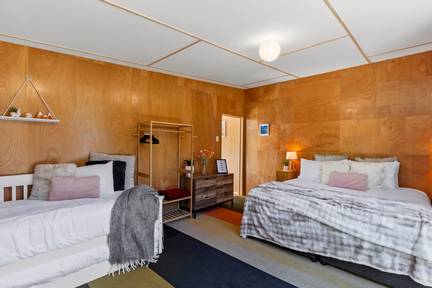 Close To Coronet Peak, Jet-boats & Bike Trails! 5