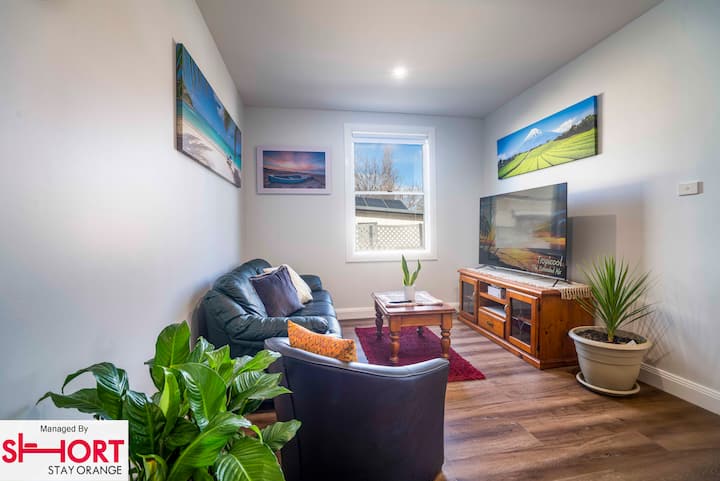 Paddington Villa 2 - Close To Town. - Orange