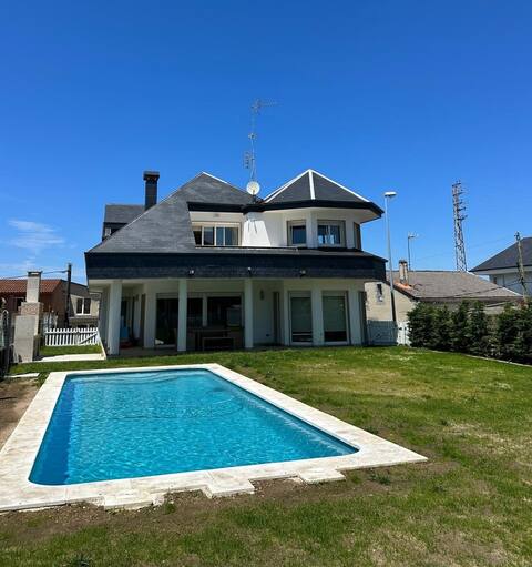 Casa a pie de playa - Vilagarcía