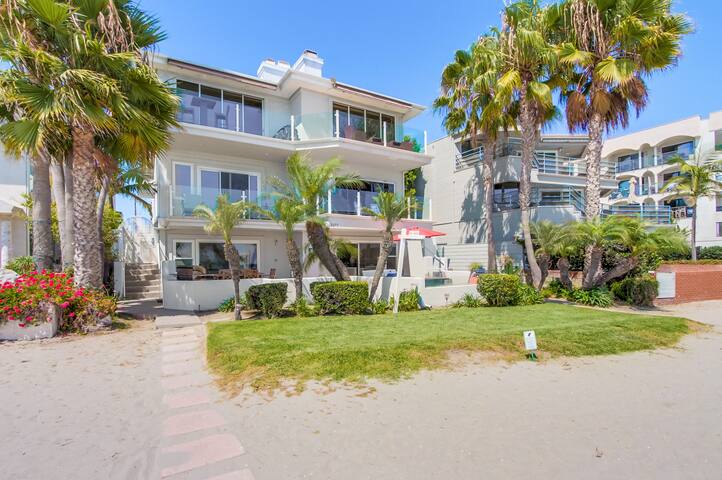 Spectacular Top Of The Bay gallery image 3