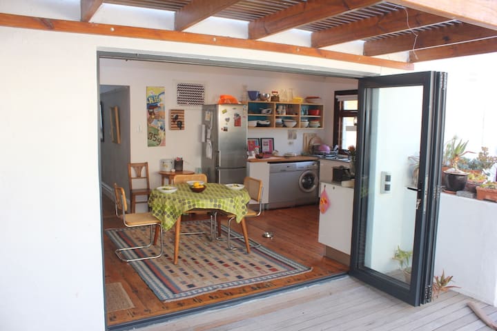 Fresnaye Family Home