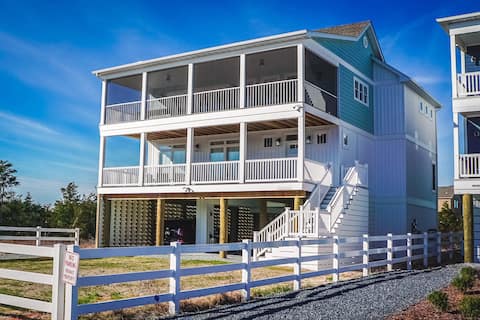 Always Baydreaming- amazing views & beach access!