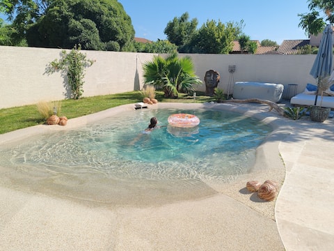 Lagoon villa & jacuzzi near beaches