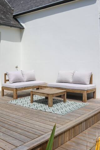 Complètement À L'Ouest managed Airbnb listing 2