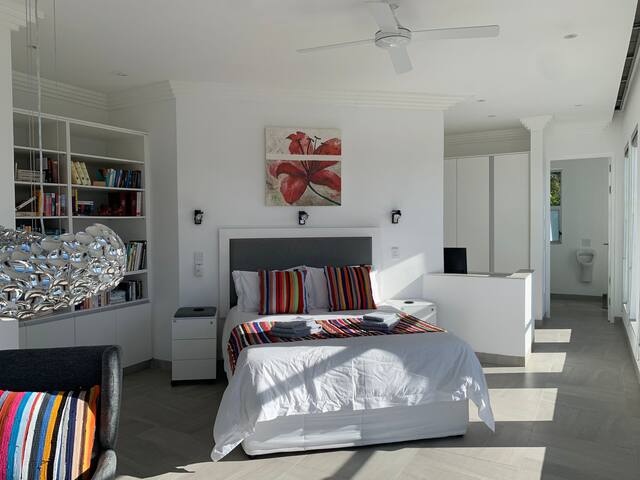 Top House gallery image 4