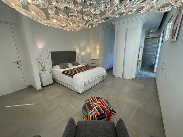 Top House gallery image 5