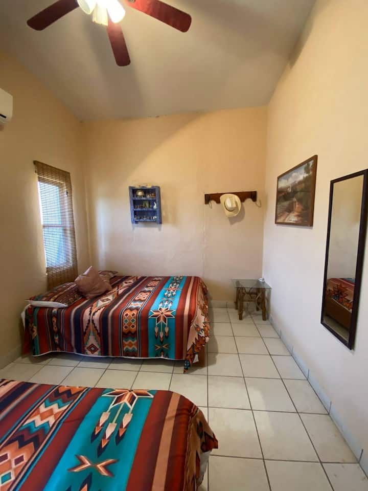 غرفة النوم 1