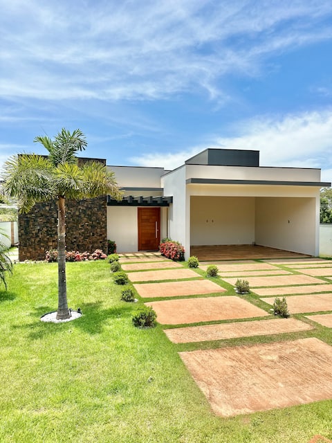 Beautiful cottage with heated pool