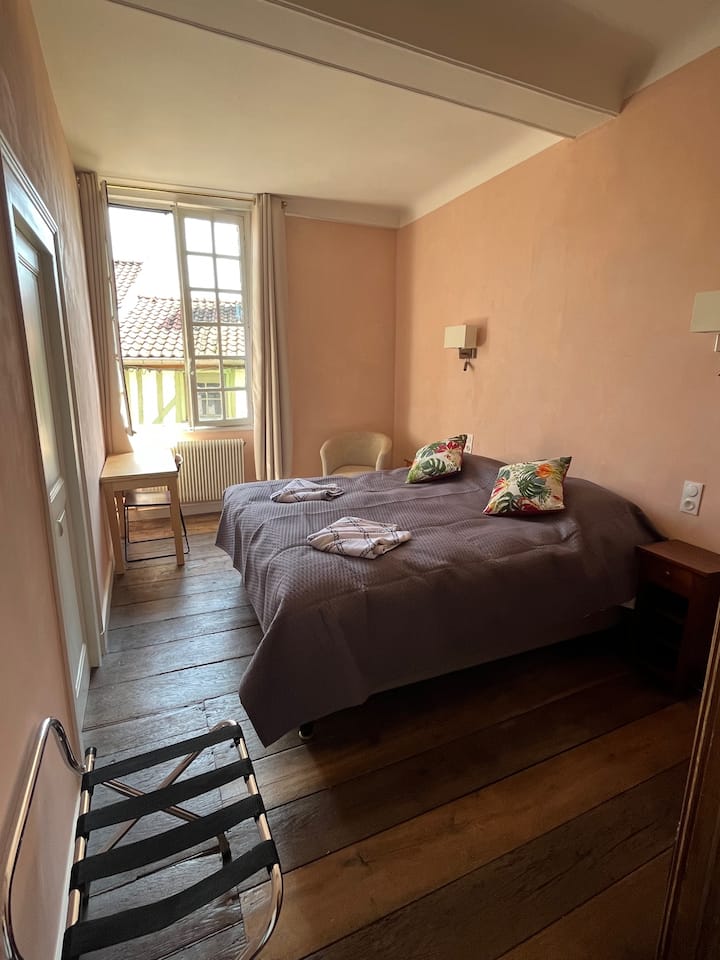 غرفة النوم 1