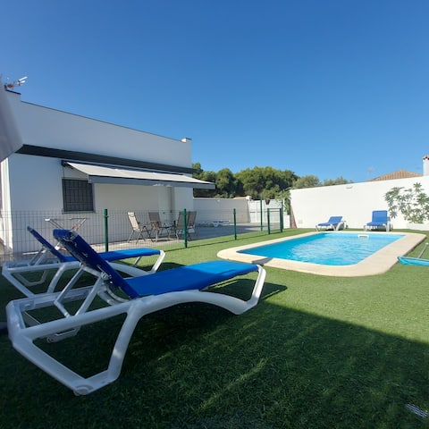 House in Zahora with Pool near the Beach