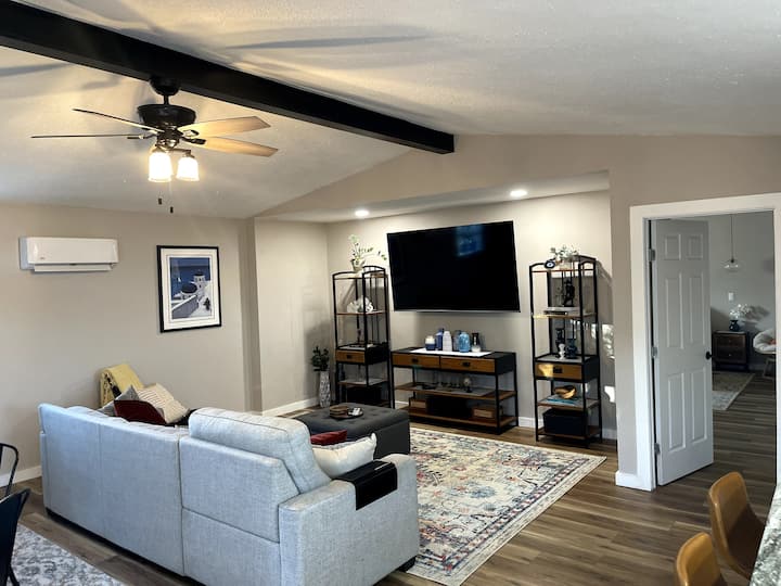 Countryside Deluxe Suite | The Perfect Getaway - Texas