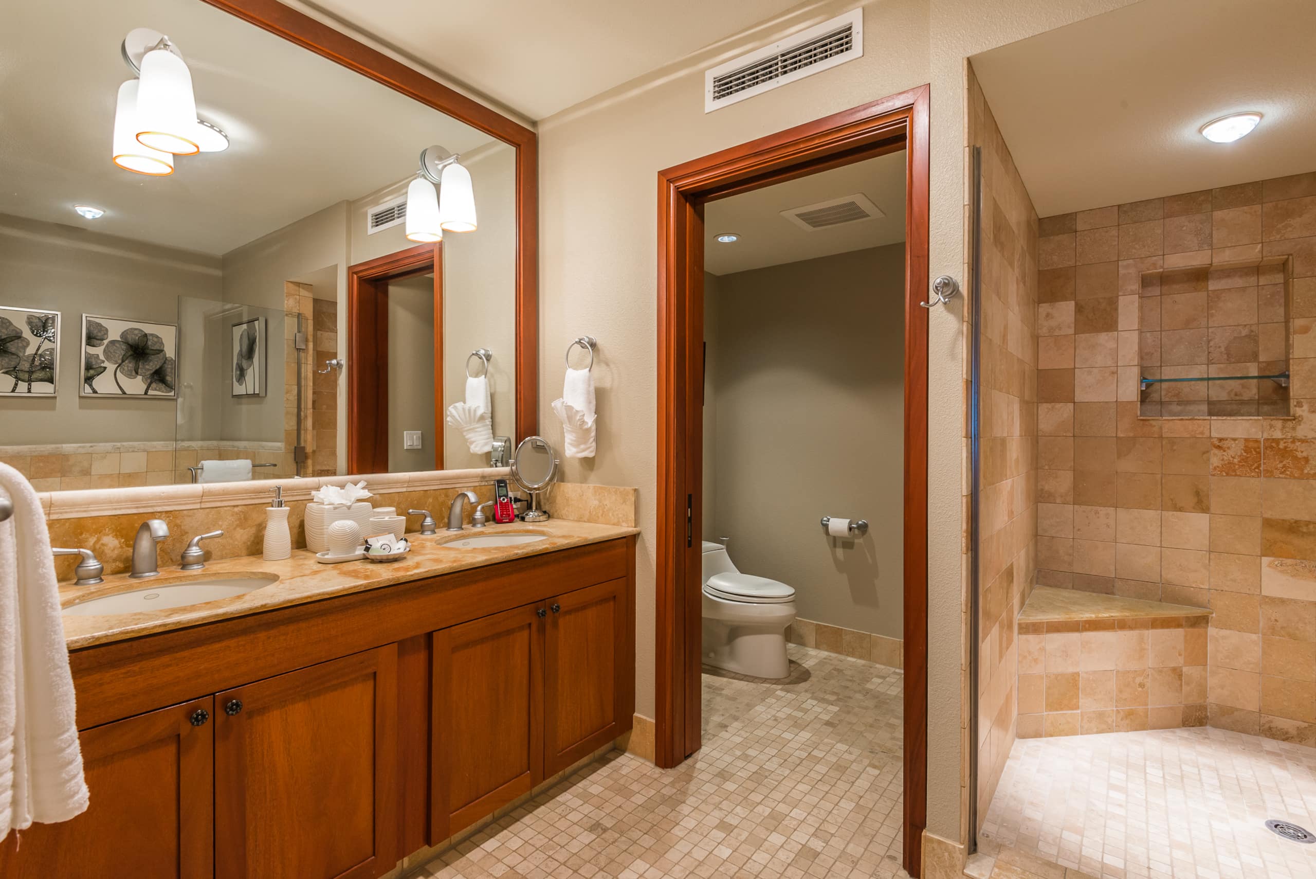 Luxury Kolea | Beach, Hilton Pool & Golf Passes - Image 39