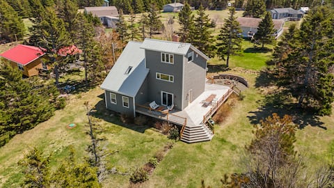Hidden Dunes Coastal Cottage - Beach Access