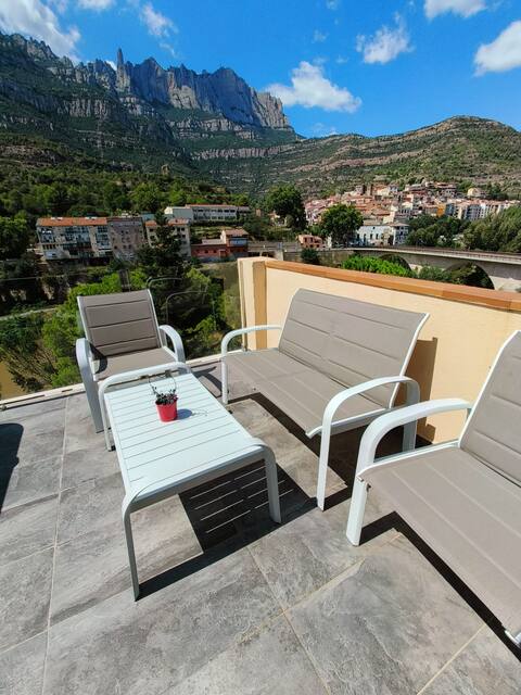 Apartament in Montserrat with hot tub