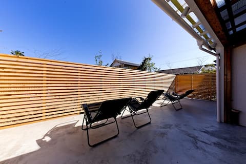 Private sauna villa/2-min walk to sea/8ppl/Parking