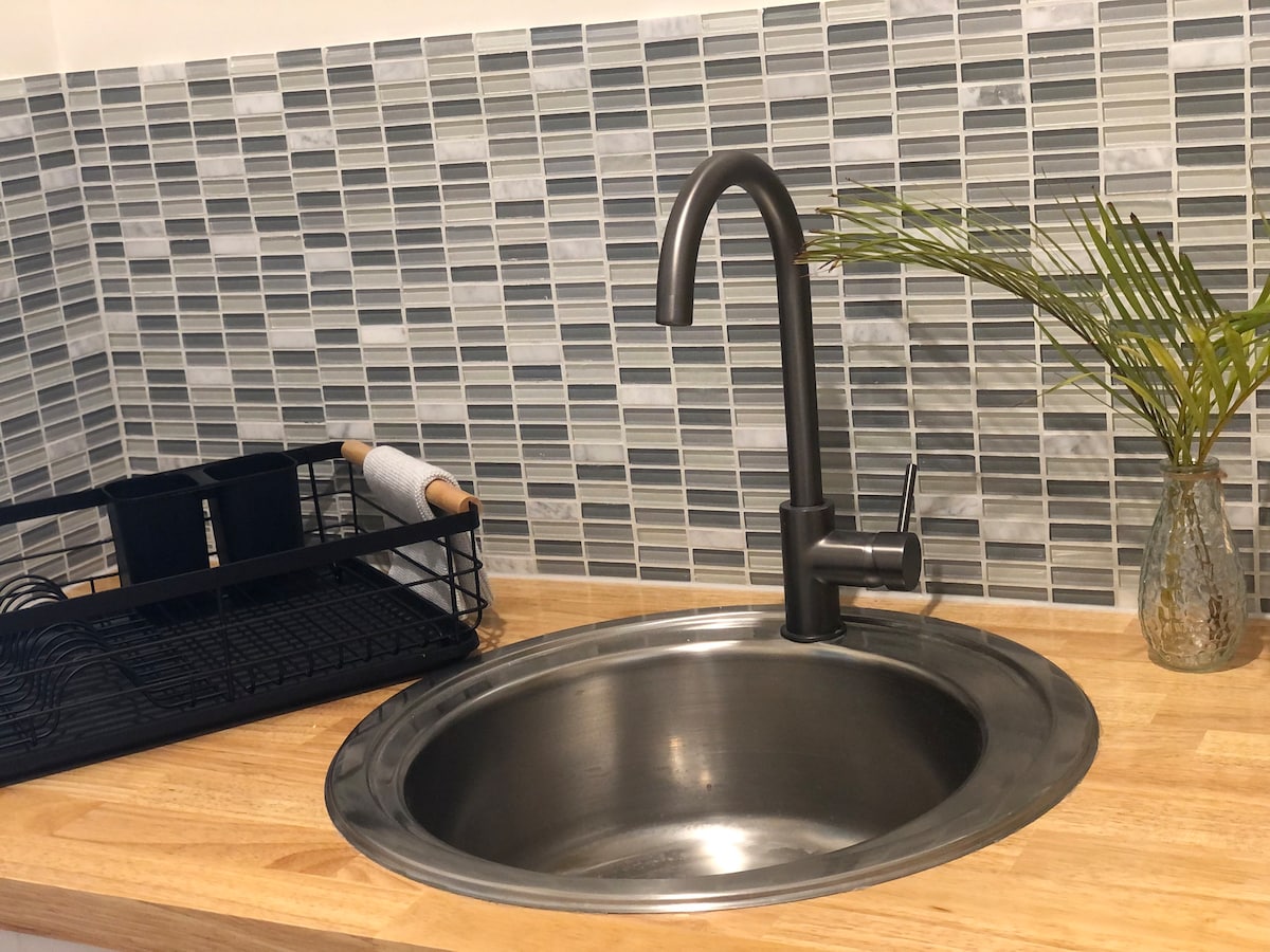 Successful Airbnb property: Palm Corner in Fraser Coast Regional