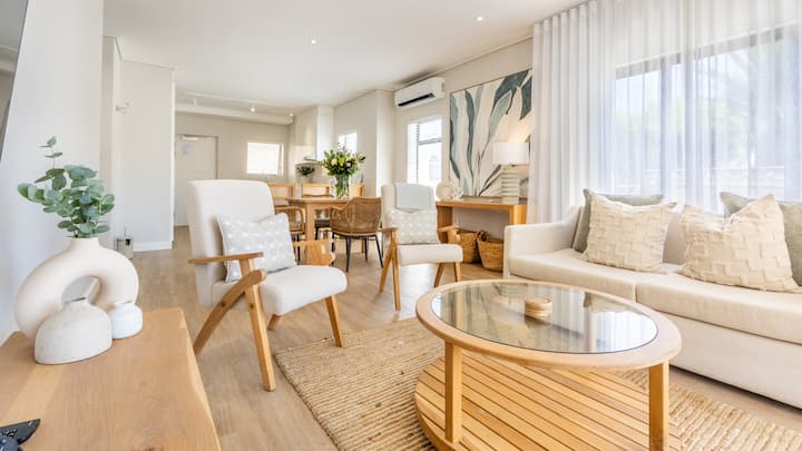 Two Bed Pool Terrace Superior 107 - Hermanus