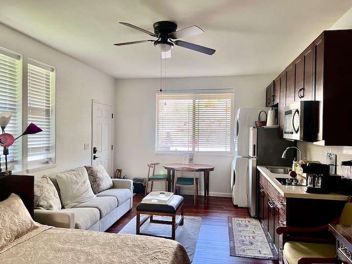 Hawaiian Studio Retreat In Makaha Valley - Māʻili Beach Park