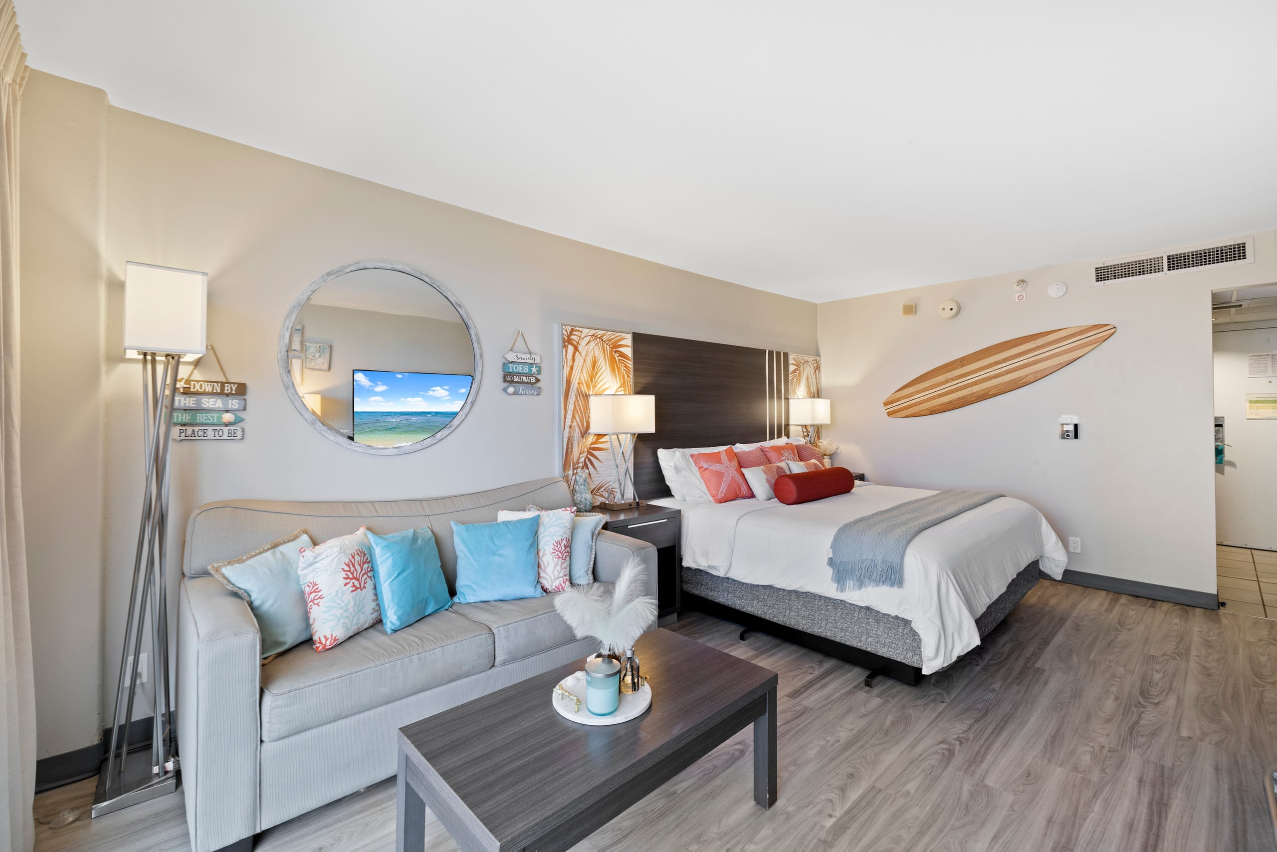 Hotel in Honolulu · ★4.94 · Studio · 2 beds · 1 private bath - Image 17