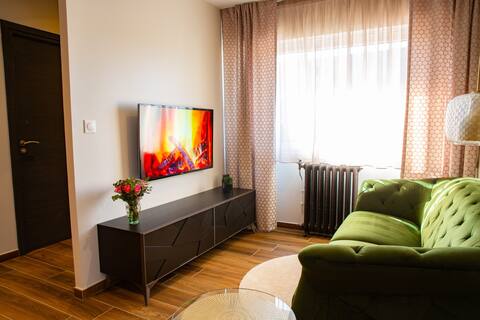 Top Airbnb: Flinea private suite with hot tub à Nord