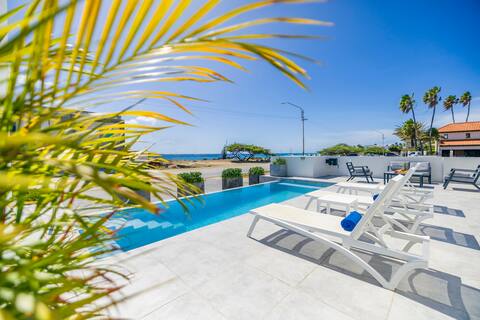 Luxury Beachfront Villa|2 Pools|BBQ|Catalina Beach