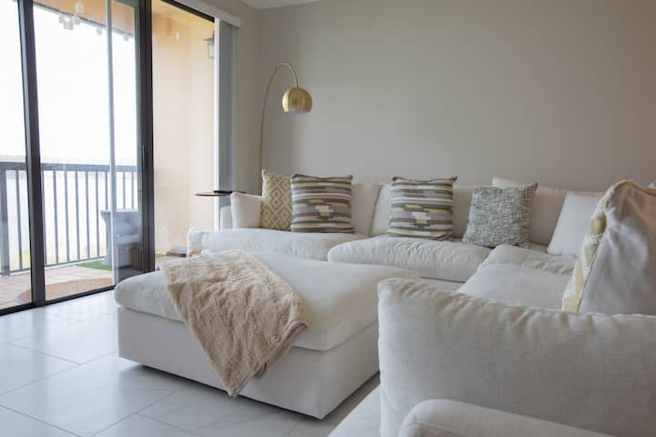 Lakefront Paradise 30 Mins From Disney & Universal - Winter Garden, FL