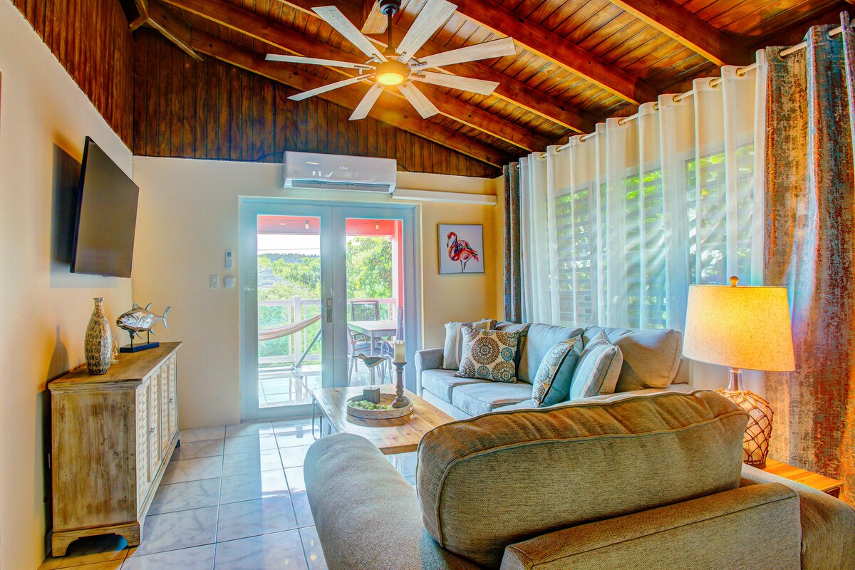 Successful Airbnb property: Casa Rosado Top floor Ocean view Culebra in Culebra