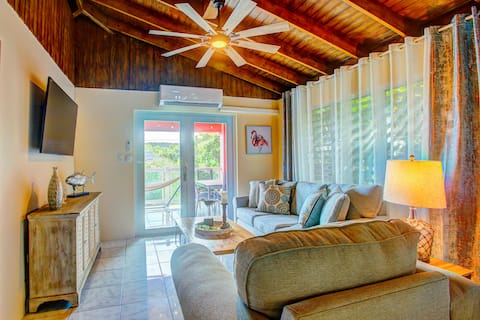 Successful Airbnb property: Casa Rosado Top floor Ocean view Culebra in Culebra