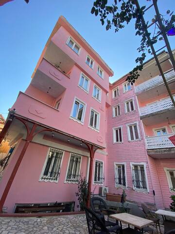 3bedroom Apartment Old City Center gallery image 2