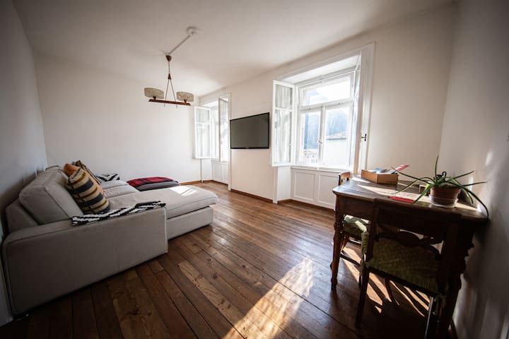 Bernina Express Train Station – Historic Apartment - Teglio