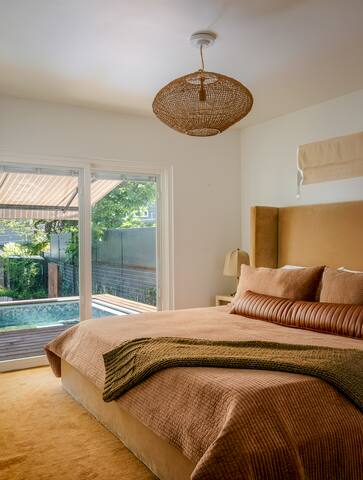 Bangin’ Bungalow @ Congress House gallery image 5