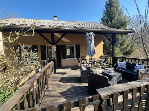 House with terrace and garden