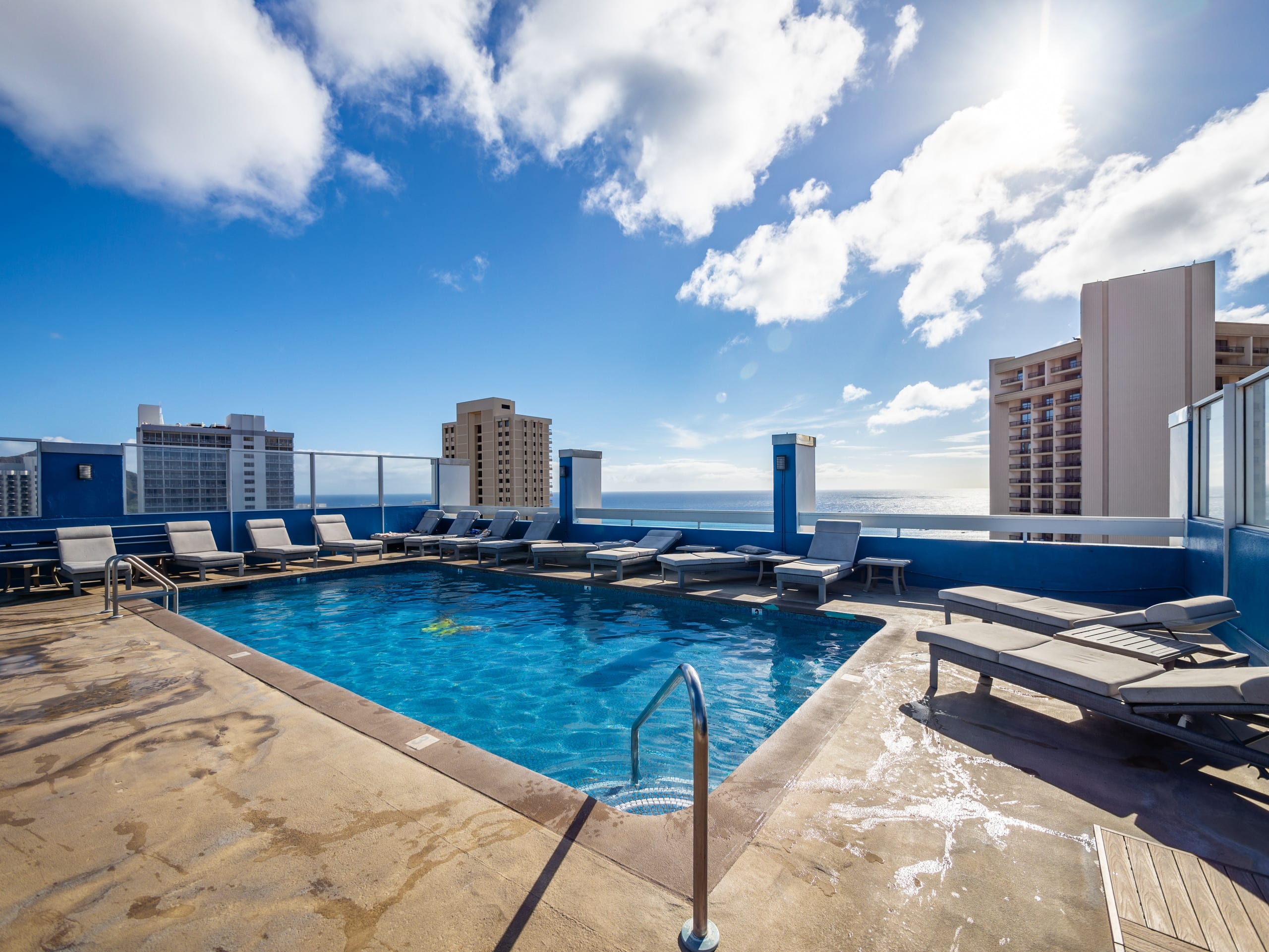 Minutes Away from Beach! Sea-N-Waikiki Condo! - Image 30