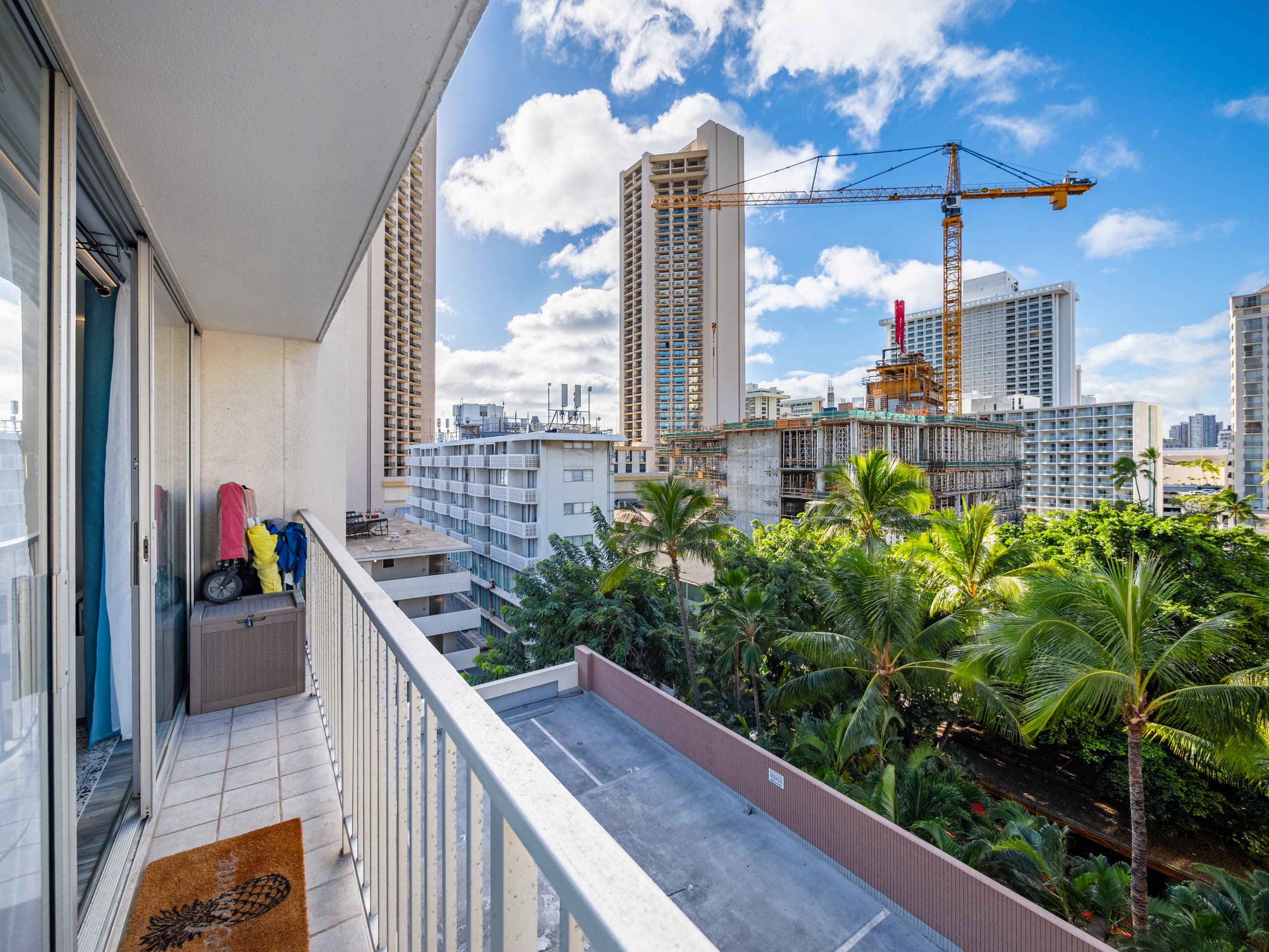 Minutes Away from Beach! Sea-N-Waikiki Condo! - Image 27