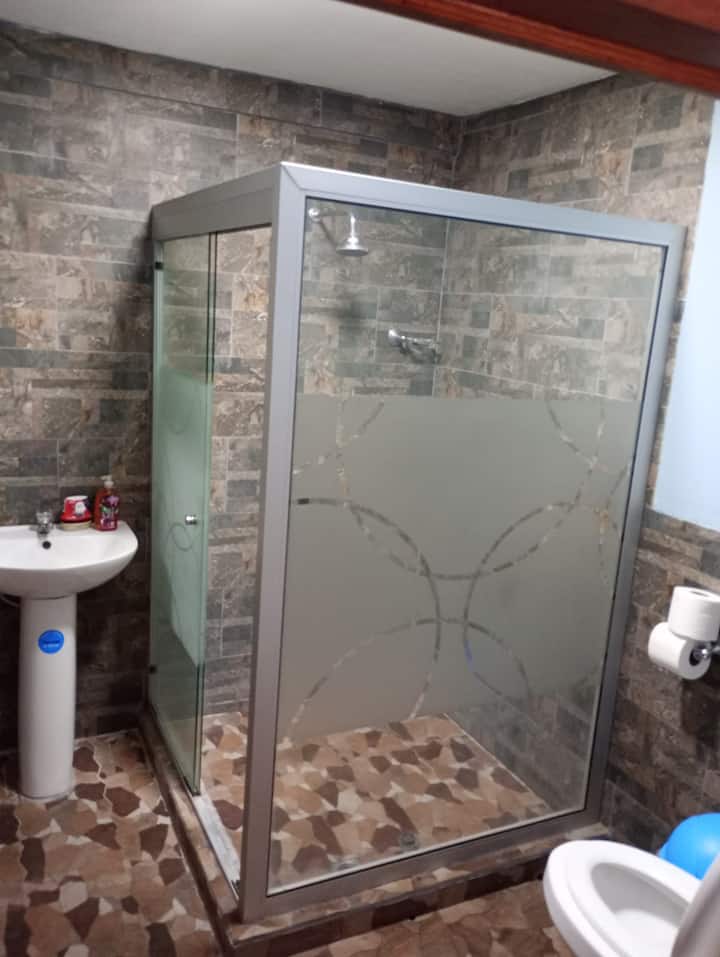 საძინებელი 1