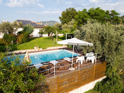 Country villa with swimming pool.