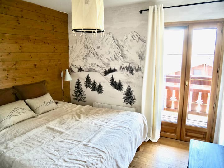 Vitanda 2 vya 90 vinavyoweza kubadilishwa kuwa kitanda 1 cha kifalme, kabati la kuhifadhia.
Ufikiaji wa roshani
Kipasha joto cha Inertia (joto laini)