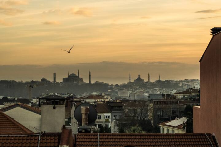 Beyoğlu’nda büyüleyici daire gallery image 4