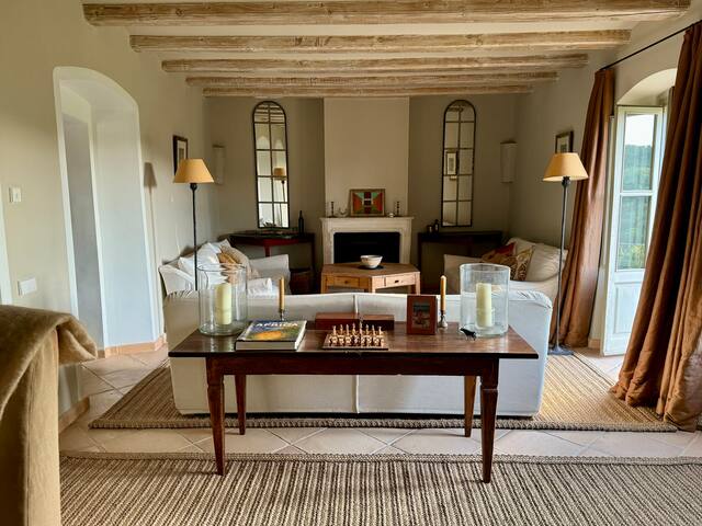 Can Juliol, a beautifully restored stone villa gallery image 5