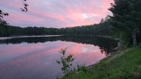 Charming chalet on the lake