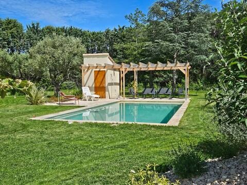 La Louvière des Garrigues: Mediterranean Villa