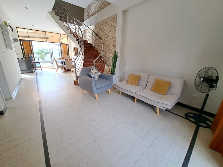 Casa Con Piscina Privada Tarapoto - Tarapoto