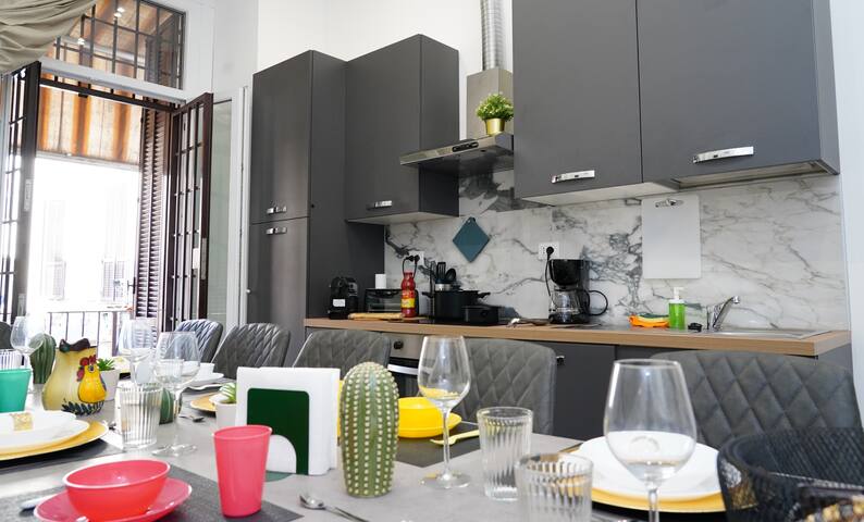 HLH for groups and families near the Colosseum gallery image 3